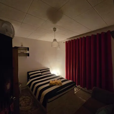 Comfortable Doble Room Close Hide Park London Exterior photo